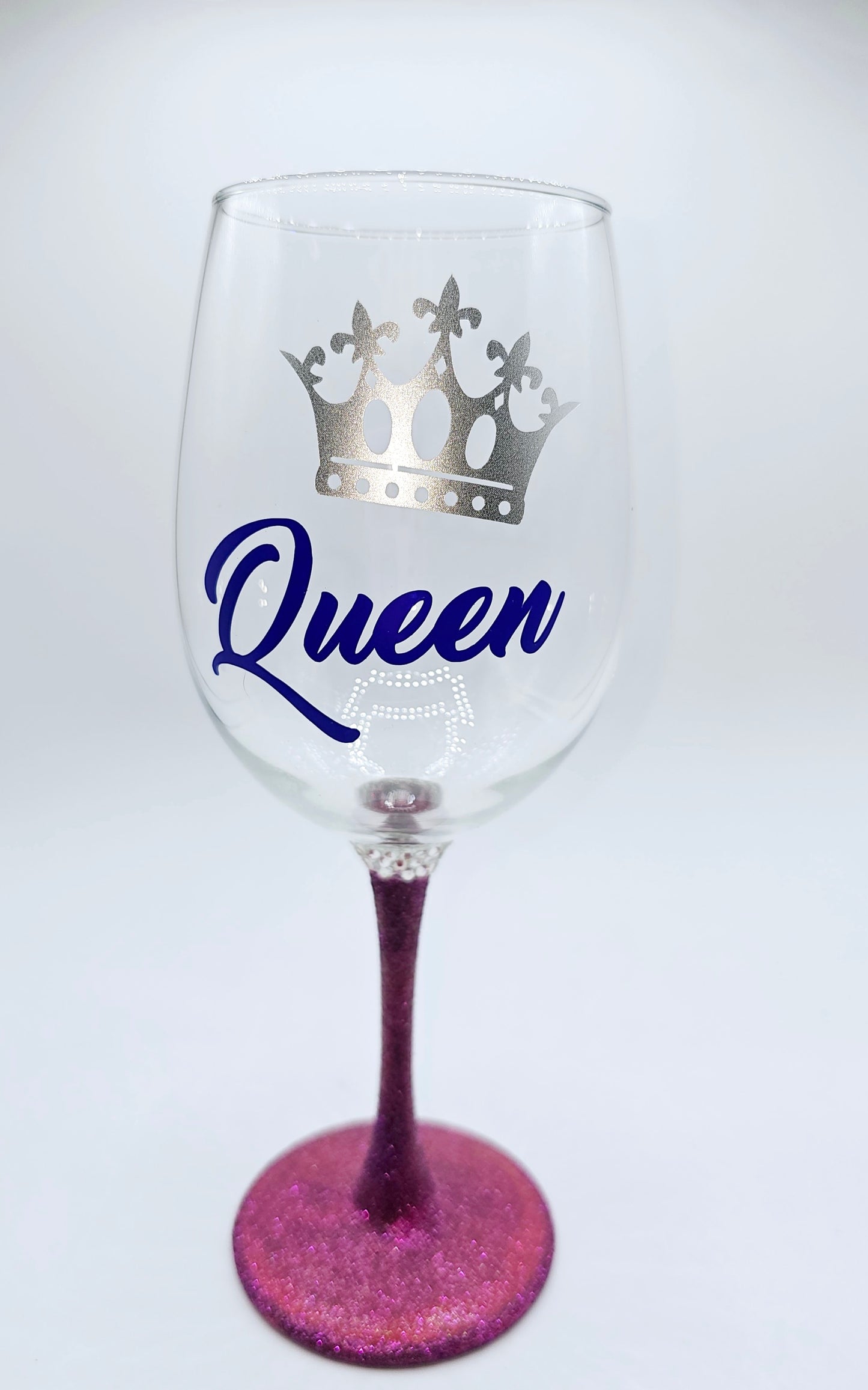 Wine Queen wine glass with purple stem